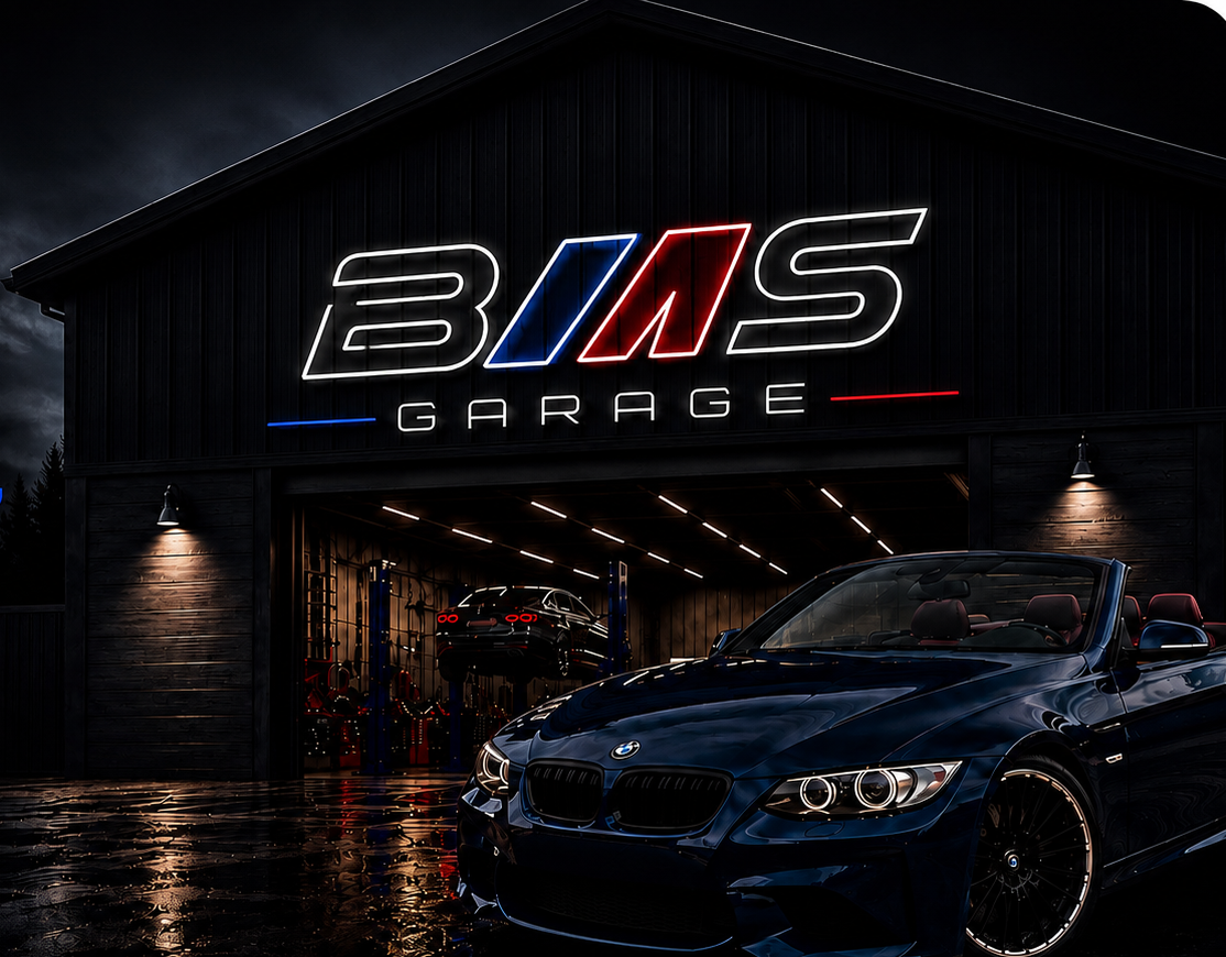 Atelier BMS Garage de nuit avec une BMW